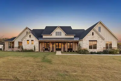 Image de Luxury Family Estate near Dallas w/ games & outdoor living, sleeps 22