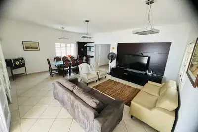 Image de Guarujá townhouse for rent in Enseada Beach in Guarujá, 300 m from the sea