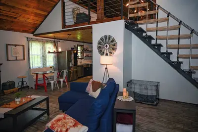 Image de Fantastic Farmhouse with all the old world charm and modern amenities. Close to Murphy and Casino