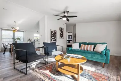 Image de Starlight Horizon Cabin D – Pool and Retreat | Pet-Friendly Texas Hill Country C