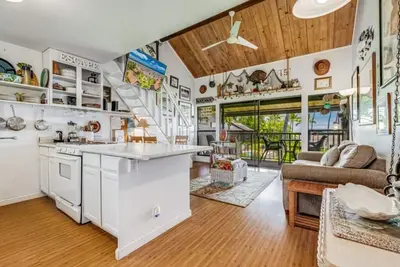 Image de Ocean Front Retreat W\/Kitchen-Molokai Shores A308
