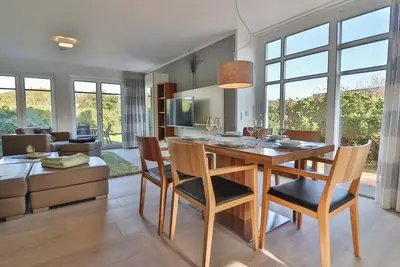Image de Wir HeiĂźen Sie Willkommen im Exklusiven Ferienhaus DĂĽĂĽnleev auf der Nordseeins