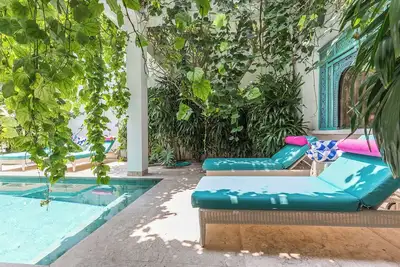 Modern style 3 bedrvilla, 12m pool, 700m beach