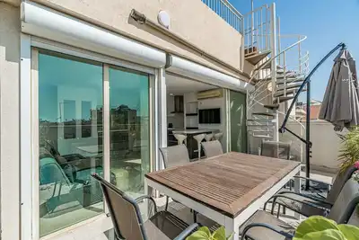 Image de Penthouse 3br in Ben Yehuda Safe Room