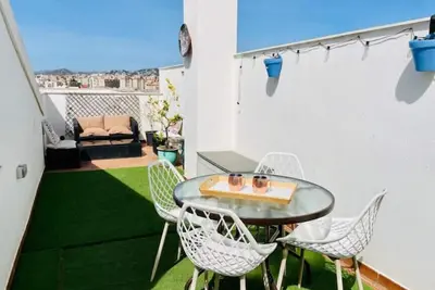 Image de Magnifique Duplex avec terrasse proche de la plage - 5 minutes de la plage