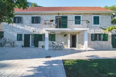 Image de Ein Romantisches Natursteinhaus mit Pool in Dalmatien