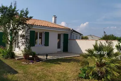 Image de Belle maison de plain-pied, calme, proche Commerces et Plage