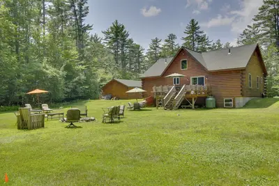 Image de Spacious Cabin w/ Private Dock on Thompson Lake