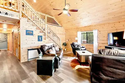 Image de Modern & Private Cabin Retreat Near Sitgreaves National Forest!