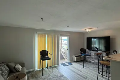 Lake View Winnipesaukee Retreat\/ New Pool