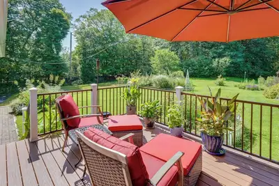 Image de Pet-Friendly Staatsburg Studio - Near State Park