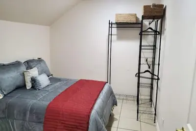 Image de Luxurious 2 Bdrm Garage Apartment - Convenient 2 Downtown Houston