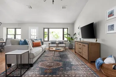 Image de Retreat with Trails+ Shaded Yard+ Near Apple+ Domain