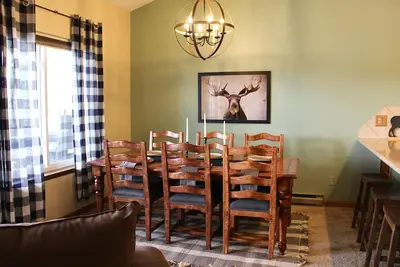 ●■♦︎Ski Getaway❄︎ Stunning Mountain Views - HotTub