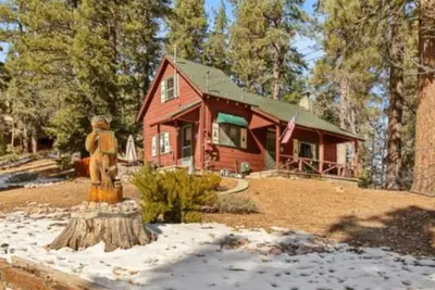 Image de Tree Top Ranch + Hot Tub + Pet Friendly
