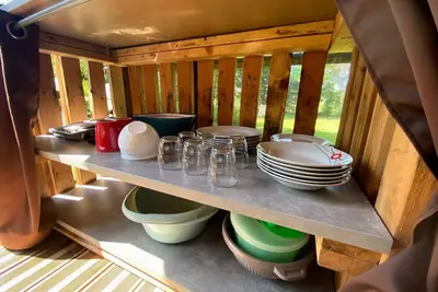Cabane Perchee 2 Pers +possibilité tente sup 2 à 4 personnes - 2 pers. inclus dans le tarif