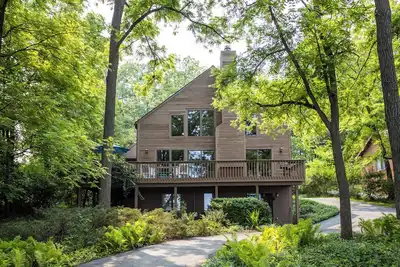 Image de Chardonnay Chalet: Dreamy Adirondack Style Chalet in Wine Country!