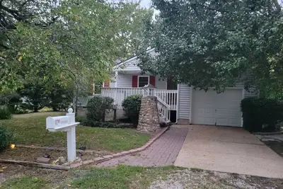 Image de Super close to beaches, the historic triangle, and bush gardens!
