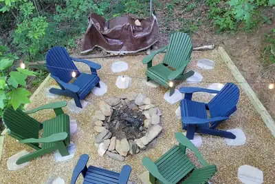 Image de Mountain Views, Hot Tub, Gourmet Kitchen & Coffee Bar, Games, Firepit & Smore's,