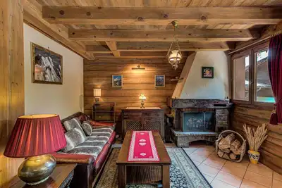 Image de Chalet Blackbushe – Traditional Chalet - Alpes Travel – Sleeps 4-6