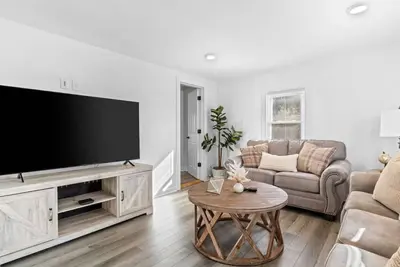 Image de Warm & Welcoming 5br Home