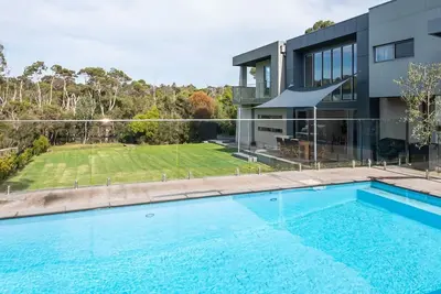 Image de Augusta Private Acre Escape in Mount Martha with pool