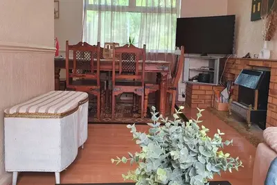 Image de Alex's place-House in a quiet area. \n1 double room available.