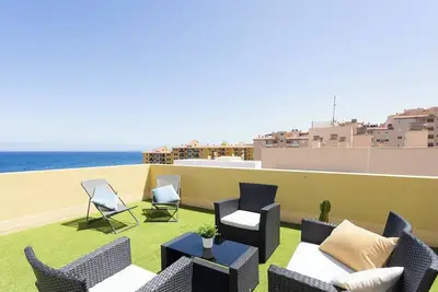 Image de Home2Book Attic Terrace Apt Charming Ocean View