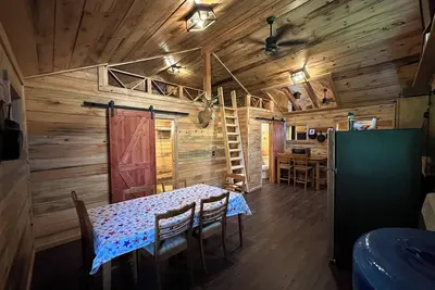 Image de Cabin with river access