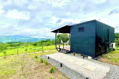 Image de Cozy Box-Glamping with amazing views to the mountains--Close to Monteverde