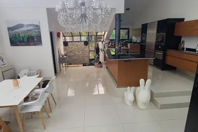 Image de Grande maison d architecte à 20 minutes de Paris