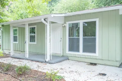 Image de Kozy rach style home near Atl airport