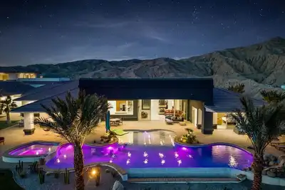 Image de Via Las Palmas Dream! 5 Acres, Infinity Pool
