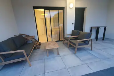 Image de Joli Appartement Neuf climatisé avecTerrasse parking 10mn Plage et Aéroport
