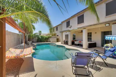 Image de Cheerful Maricopa Gem w\/ Home Theater & Game Room!