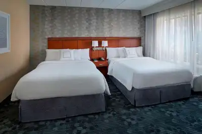 Image de Ideal Mix of Comfort and Value! Near Wrentham Village Premium Outlets