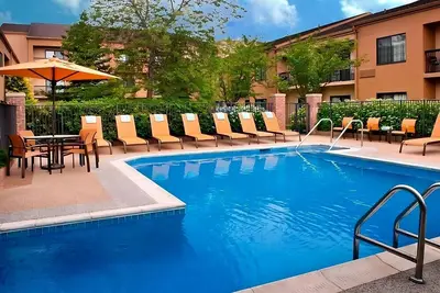 Image de Vacation Starts Here! Near Newport State Airport, w/ Pool, Pets are Allowed Here