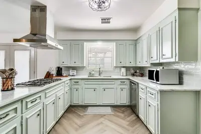Image de Fully renovated 3br country escape in Crowley