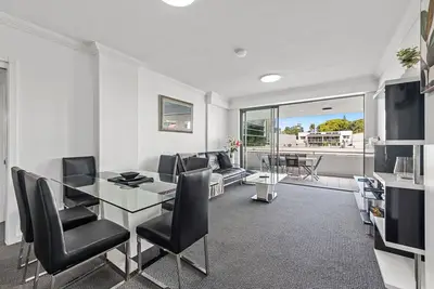 Image de Prime Position! 3bed/2bath/1car ~ 10mins to Cbd