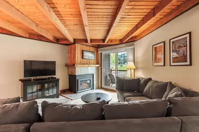 Image de Cozy 2br in Picturesque Silverthorne! - Treehouse 207f