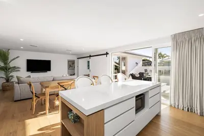 Image de Seas the Day with the comforts of home & spa