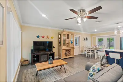 Image de 49th Ave Gem in Lealman area