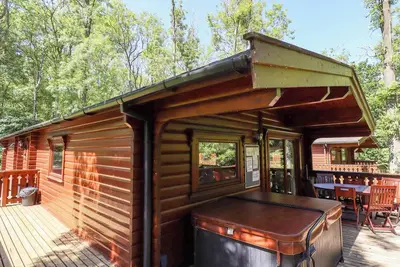 Image de 64 Acorn Lodge Kenwick Park, pet friendly, with hot tub in Louth
