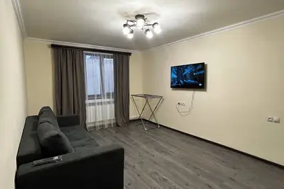 Image de 1 Cosy Apartment Near Airport Evn