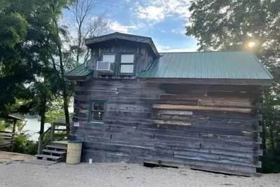 Image de Rustic River Cabin 6