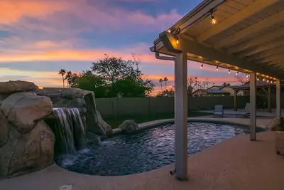 Image de Relaxing 4 Bdrm Retreat in the Heart of Scottsdale