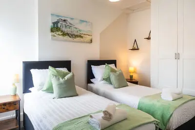 Image de Maison-Prestige-Salle de bain privée séparée-Vue plage-Mumbles