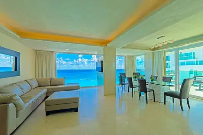 Image de Penthouse Combo #214 - Breathtaking Views - Spacious Penthouse Combo - sleeps 18