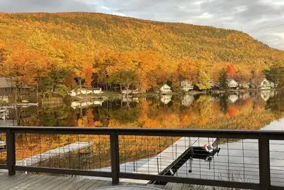 Image de Crisp and Clean Lakefront Home sleeps 8 in 4 Bedrooms