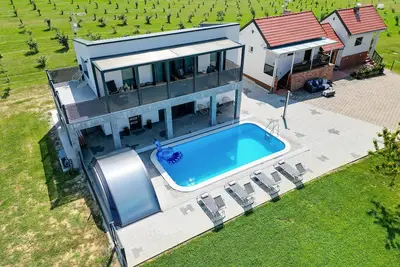 Image de Superbe maison Ă Sedlarica avec sauna